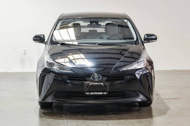 2020 Toyota Prius LE