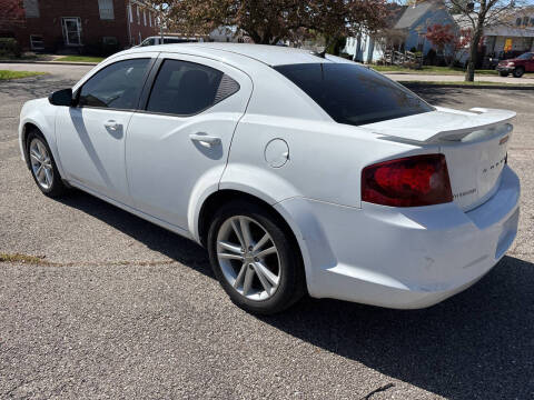 2012 Dodge Avenger SE V6