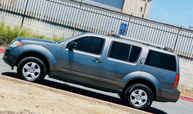 2008 Nissan Pathfinder S