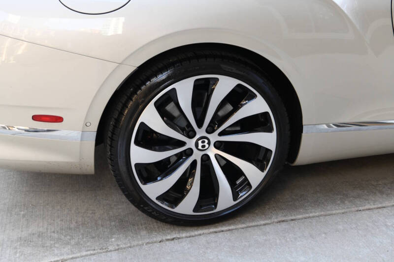 2024 Bentley Continental GTC Azure V8