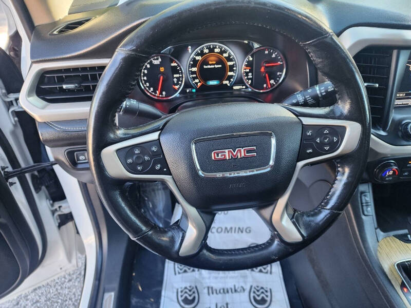 2017 GMC Acadia Denali