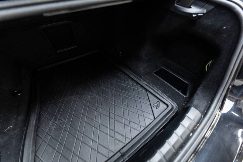 2023 BMW 7 Series 740i