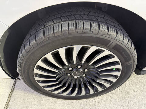 2019 Lincoln Navigator L Black Label