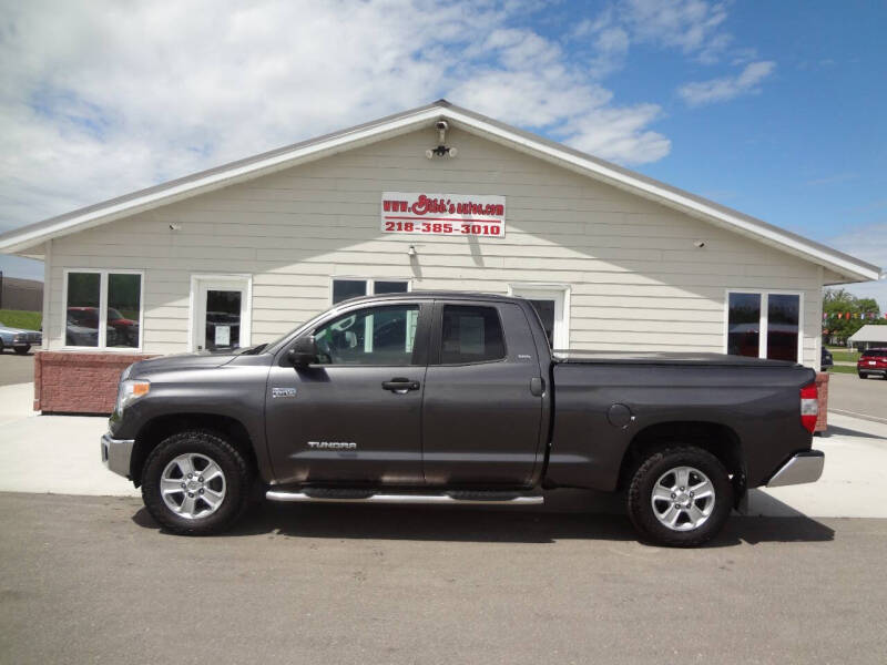 2017 Toyota Tundra SR5