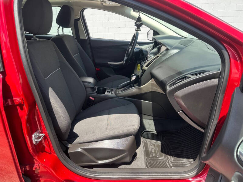 2012 Ford Focus SEL