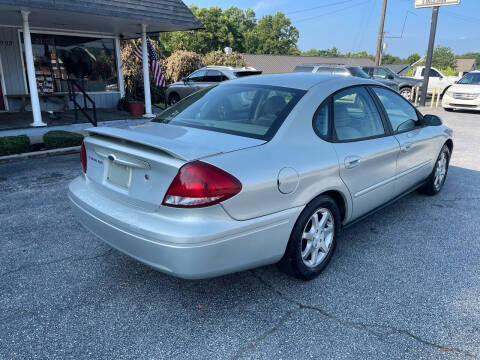 2006 Ford Taurus SEL
