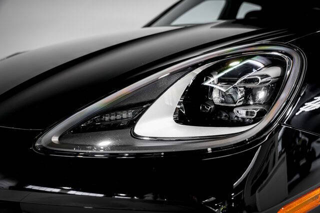 2022 Porsche Cayenne S