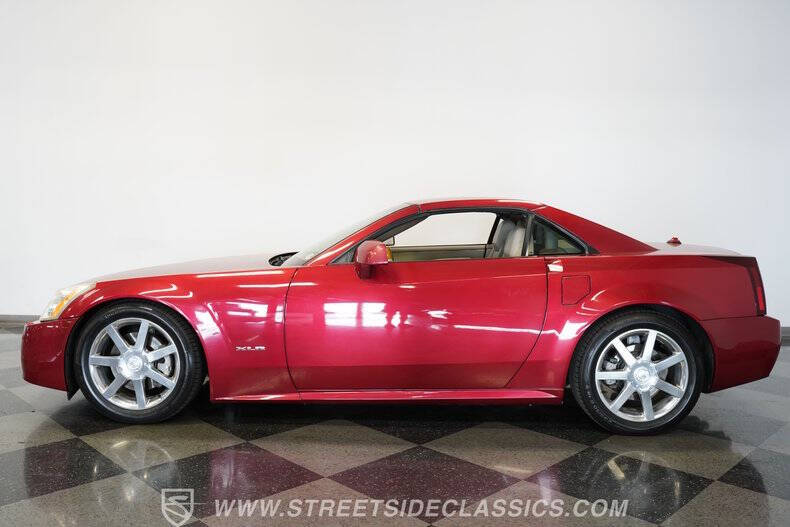 2005 Cadillac XLR