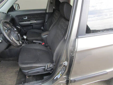 2013 Kia Soul +