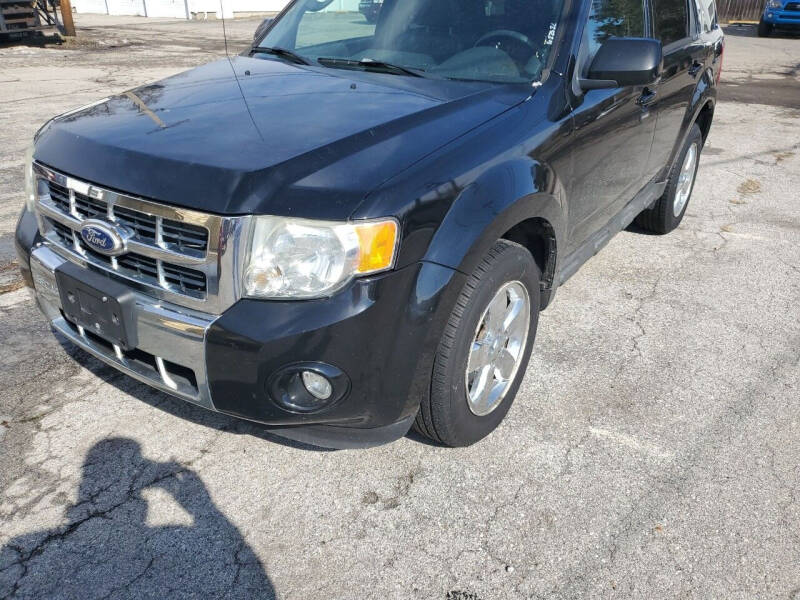 2010 Ford Escape for sale at D -N- J Auto Sales Inc. in Fort Wayne IN