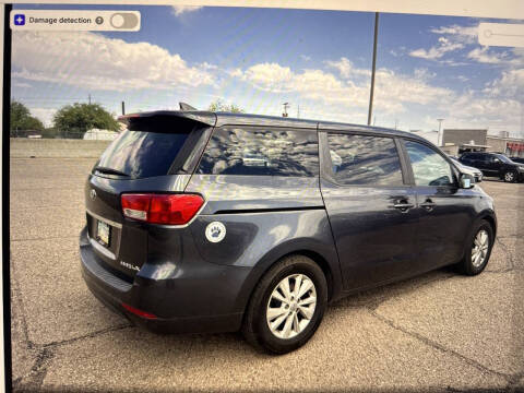 2017 Kia Sedona LX