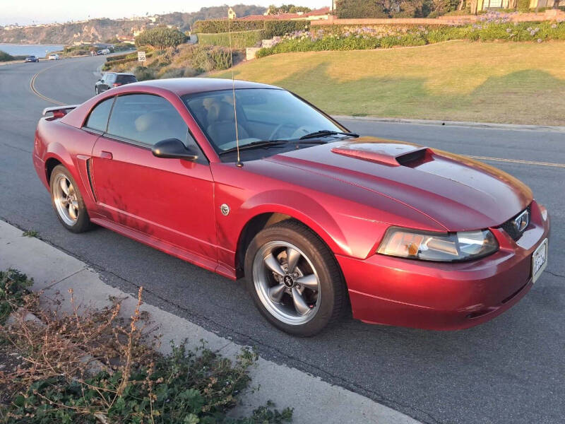 2004 Ford Mustang GT Deluxe
