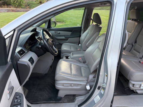 2011 Honda Odyssey EX-L w/DVD