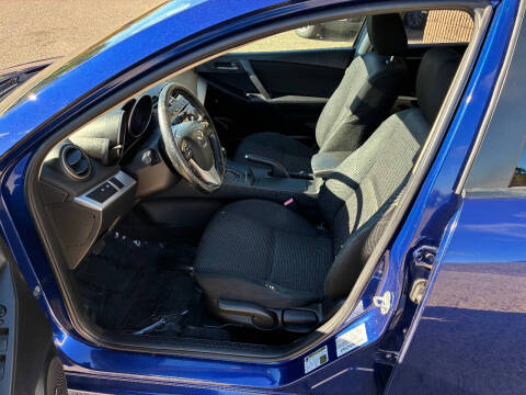 2013 Mazda MAZDA3 i Touring