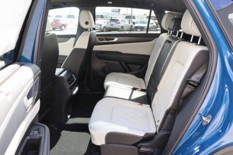 2025 Volkswagen Atlas Cross Sport SEL Premium R-Line 4Motion