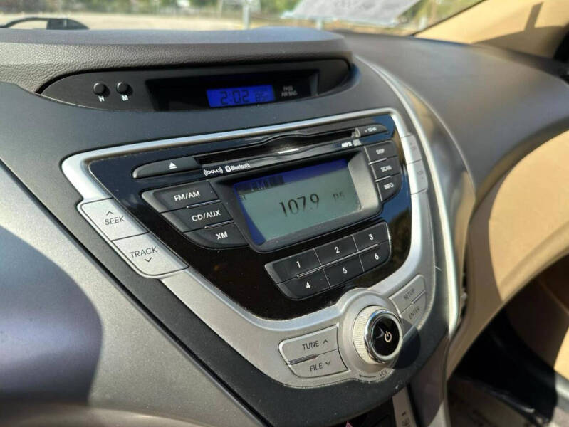 2012 Hyundai Elantra