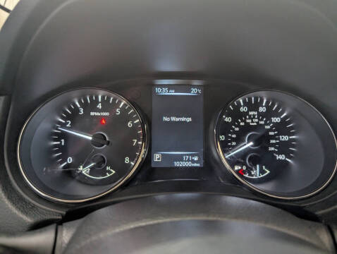 2017 Nissan Rogue SL