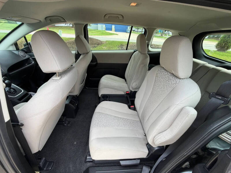 2012 Mazda MAZDA5 Sport