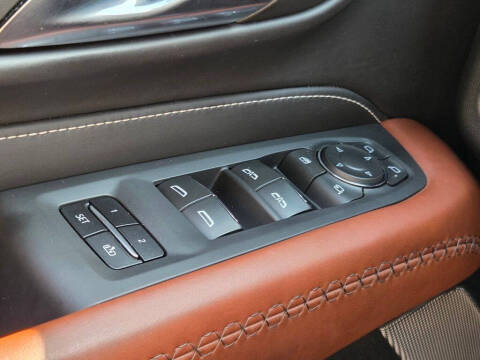 2023 GMC Yukon Denali Ultimate