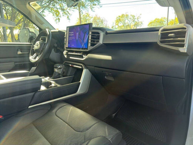 2023 Toyota Tundra Limited HV