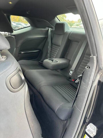 2014 Dodge Challenger SXT