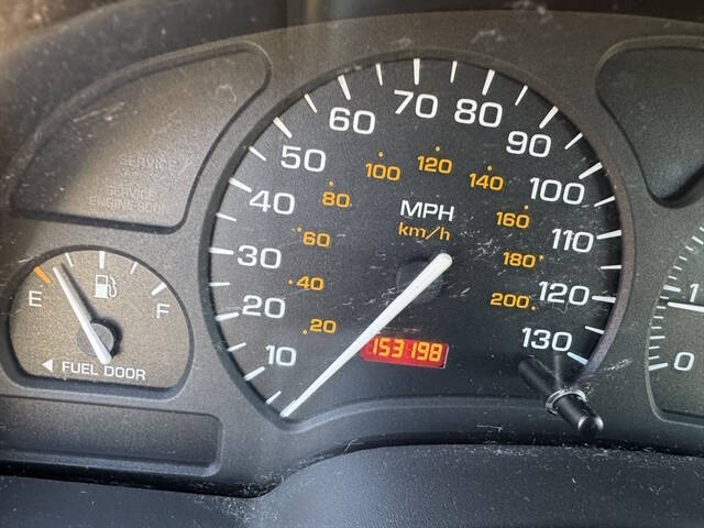 2002 Saturn S-Series SL2