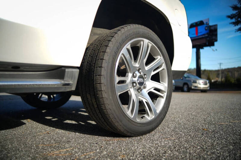 2018 Cadillac Escalade Luxury