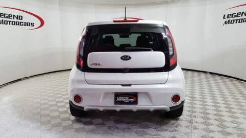 2018 Kia Soul +