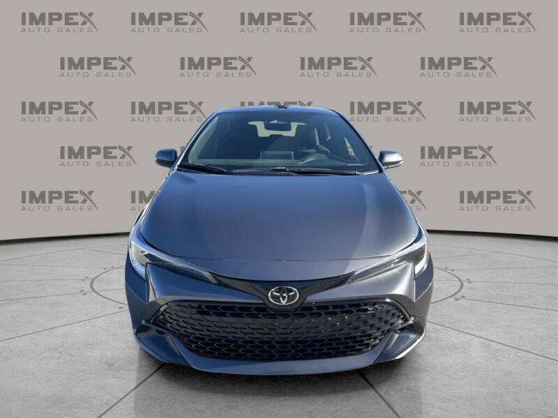 2025 Toyota Corolla Hatchback SE