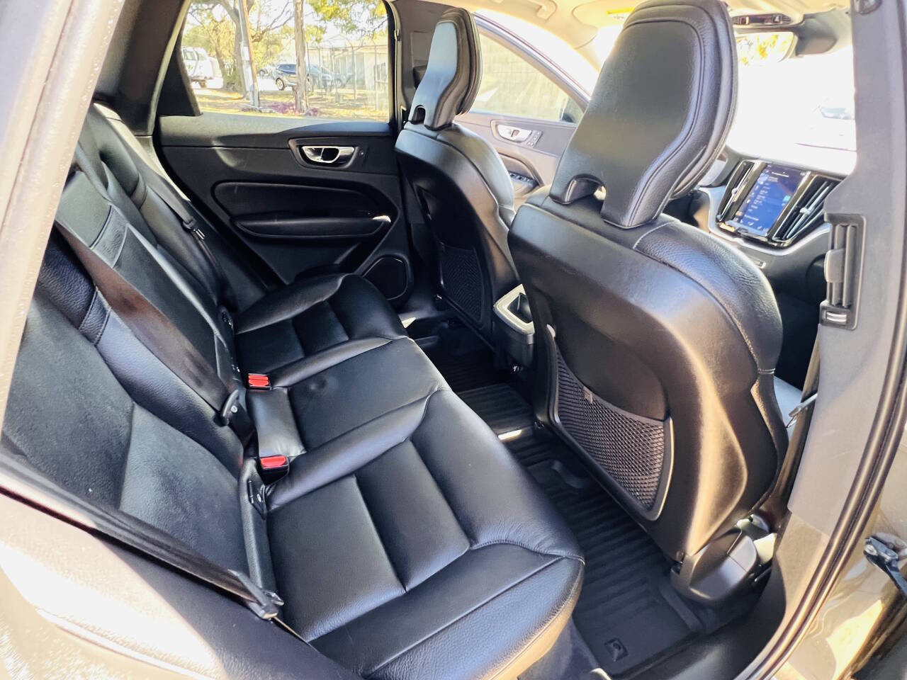 Used Car 2020 Volvo Xc60  T5 Momentum 4dr Suv For Sale Under $20,000 In Austin, Texas