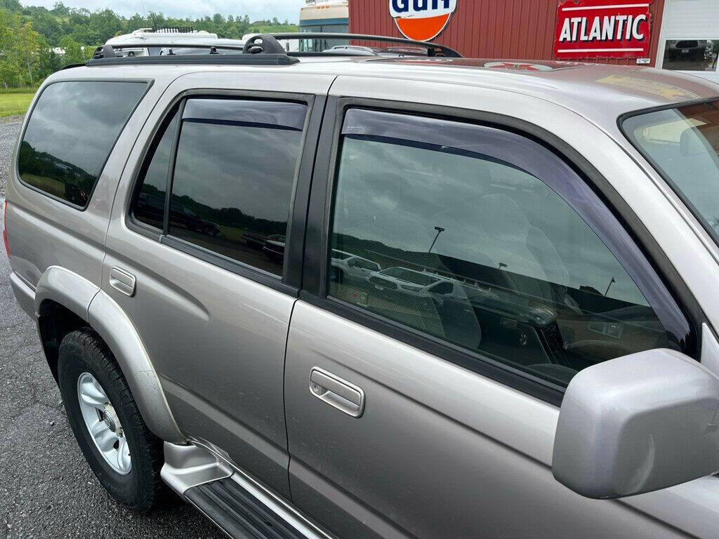 2002 Toyota 4Runner 19