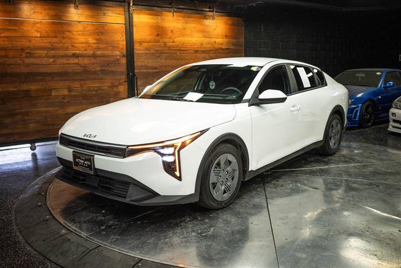 2025 Kia K4 LX