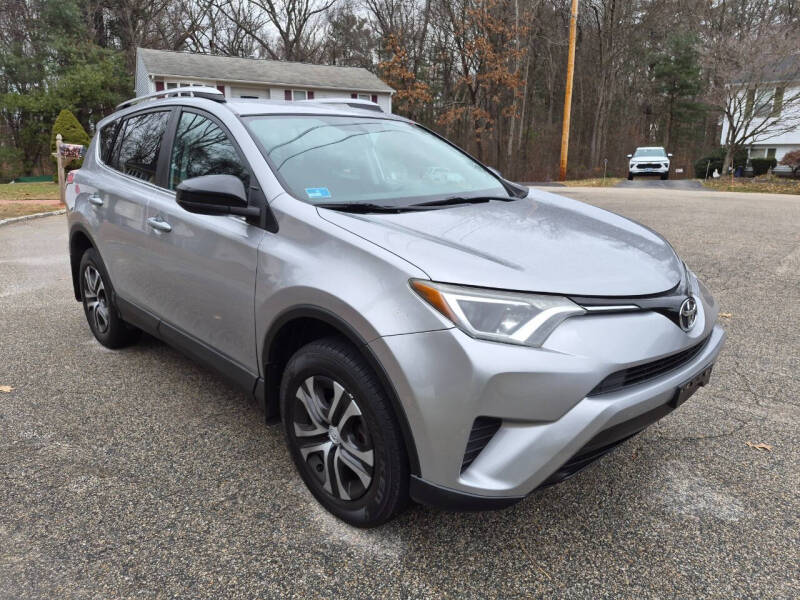 Image of 2016 Toyota RAV4 LE