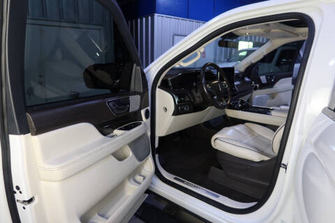 2022 Lincoln Navigator Black Label