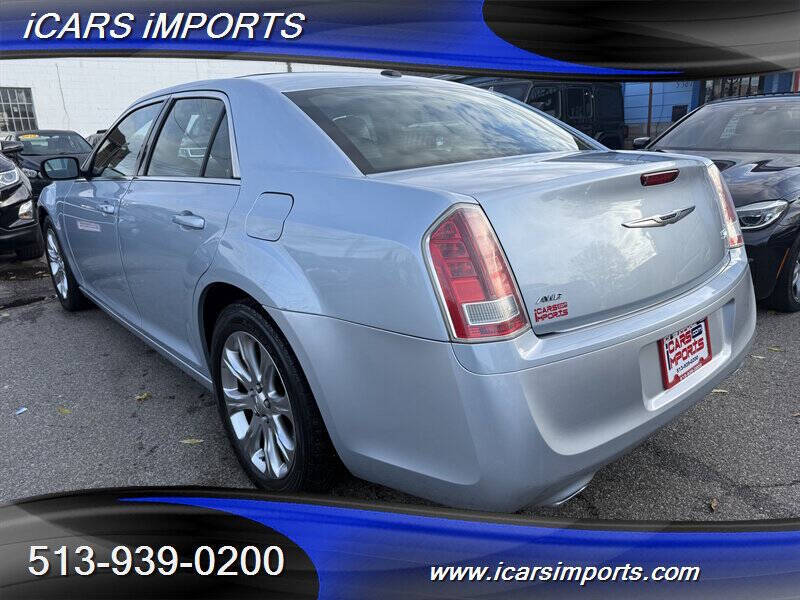 2013 Chrysler 300 Glacier Edition