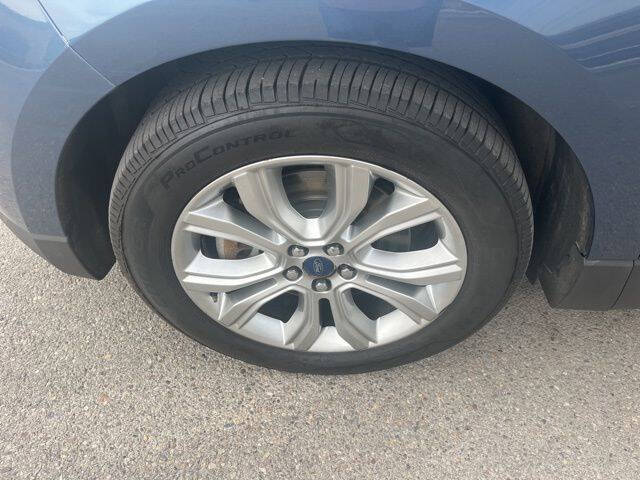 2019 Ford Edge Titanium