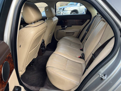 2011 Jaguar XJ