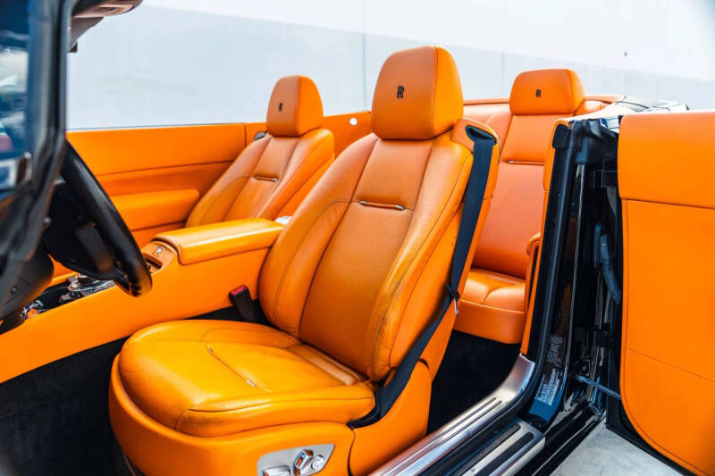 2017 Rolls-Royce Dawn