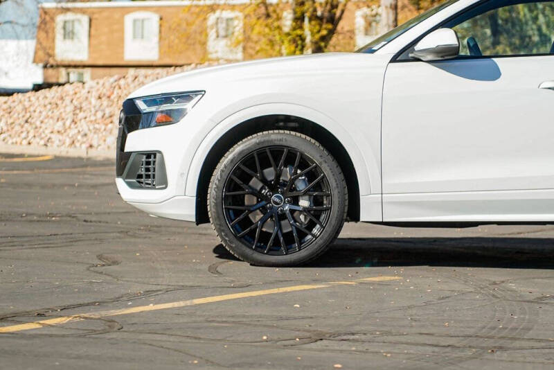 2021 Audi Q8 quattro Premium 55 TFSI
