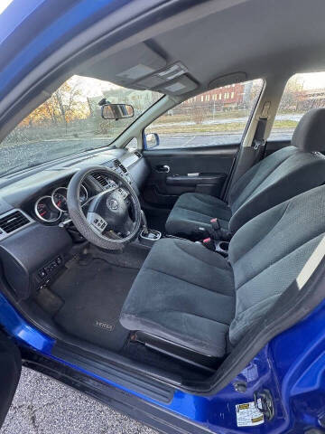 2012 Nissan Versa 1.8 S