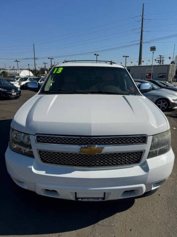 Used 2013 Chevrolet Tahoe LT with VIN 1GNSCBE04DR145409 for sale in Escondido, CA