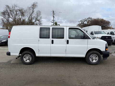 2021 Chevrolet Express 2500