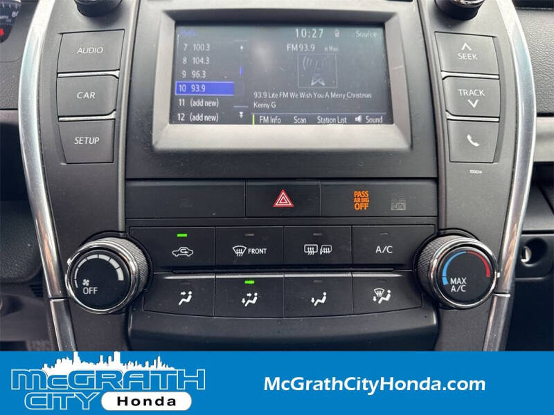 2017 Toyota Camry SE