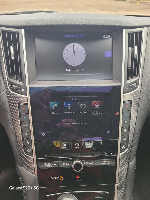 2015 Infiniti Q50 Premium