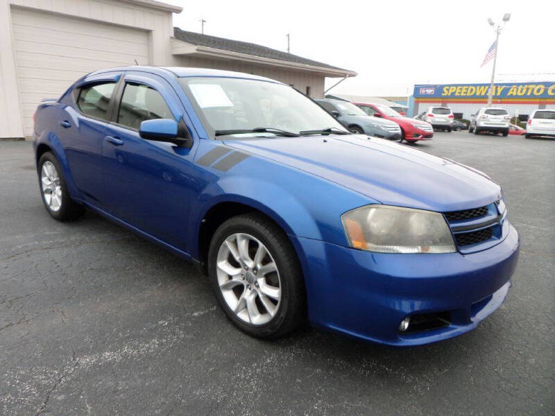 2012 Dodge Avenger R/T photo 11