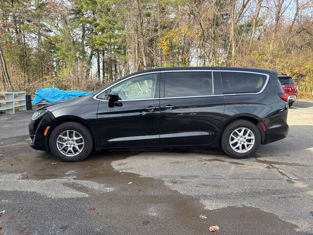 2020 Chrysler Pacifica for sale at Auto Center of Columbus in Columbus OH