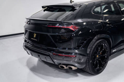2024 Lamborghini Urus Performante