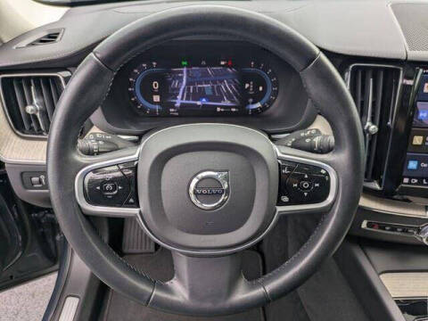 2022 Volvo XC60 B6 Inscription