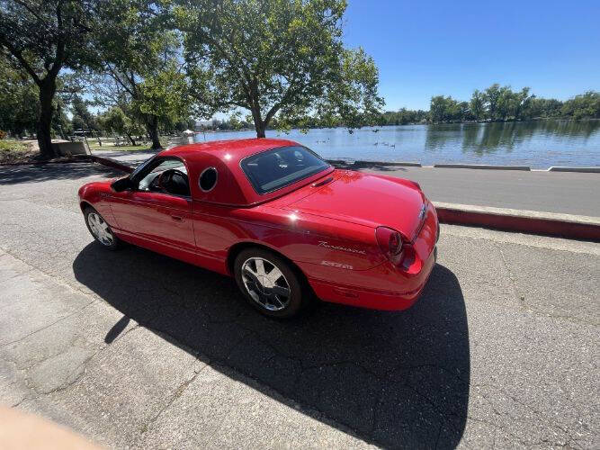2003 Ford Thunderbird