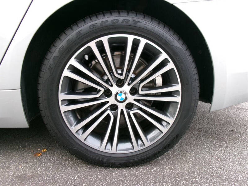 2018 BMW 5 Series 530i